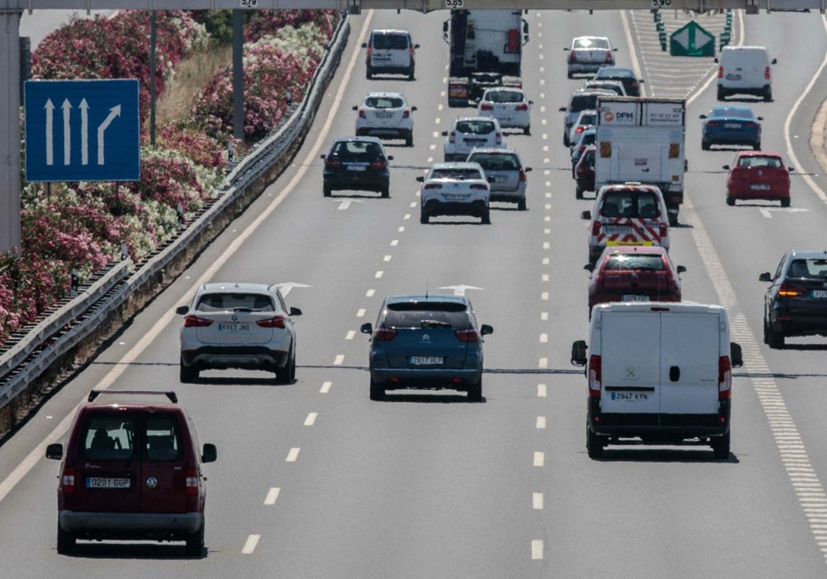 44.9% of vehicles on the road are over 15 years old