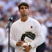 Carlos Alcaraz, tras sucumbir ante Jannik Sinner en la final de Wimbledon.