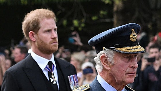 Asesores de Carlos III y del príncipe Harry se reúnen en secreto en el primer paso para la reconciliación familiar