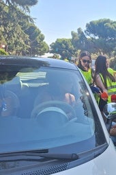 En el momento de la detención, los voluntarios de ASPAYM se acercarán a los vehículos, trasladando el mensaje de la campaña y, con su presencia, visibilizando las consecuencias y secuelas irreversibles que pueden derivarse de los accidentes de tráfico