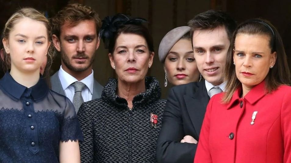 Cómo se llevan los hijos de Estefanía y Carolina de Mónaco: de los misteriosos Casiraghi a los mediáticos Ducruet
