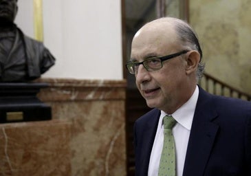 Montoro deja de ser afiliado del PP por su imputación por amañar leyes