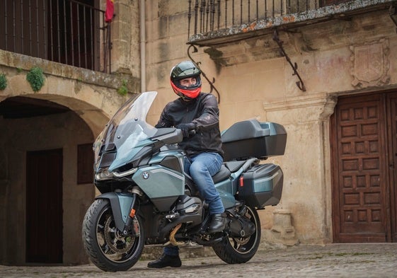 Nueva BMW R 1300 RT 2025