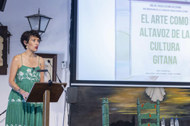 La ministra Elma Saiz