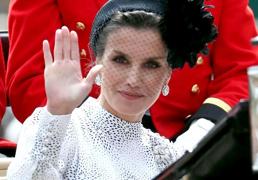 El día que la reina Letizia eclipsó a Kate Middleton y a todas las royals inglesas: marca andaluza y joyas de pasar