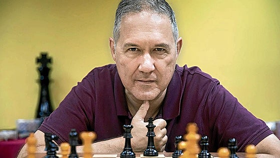 «Admiro a Kasparov, Fischer era temible, pero me quedo con Carlsen»