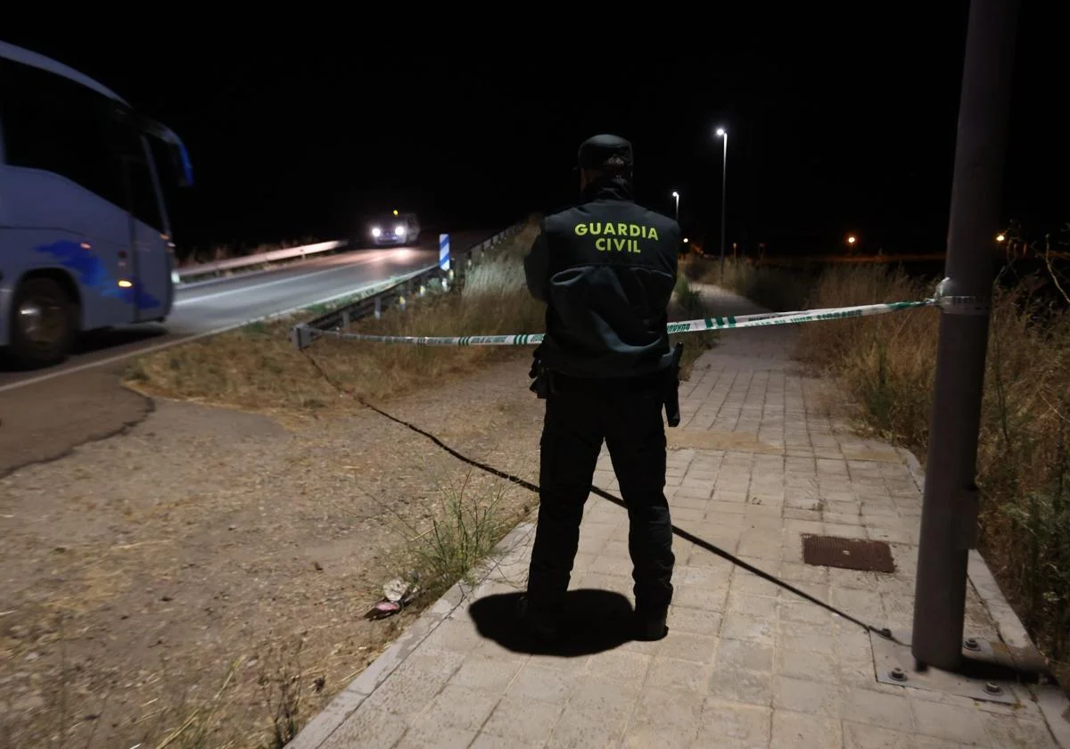 Control policial en las inmediaciones del lugar del siniestro