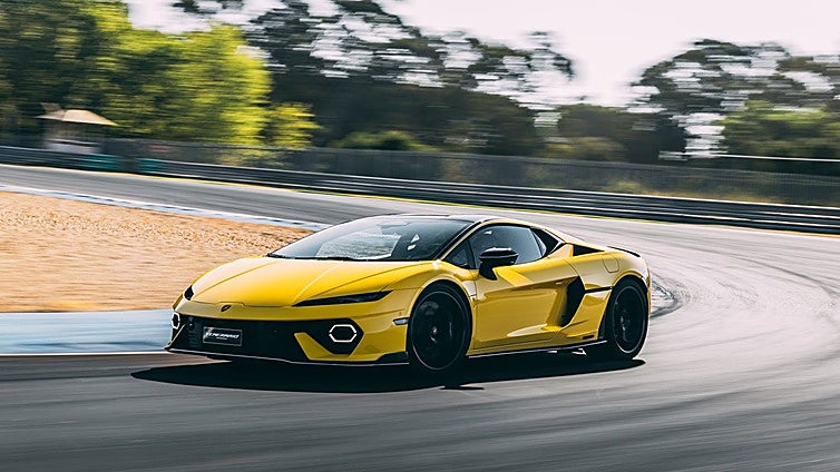 Lamborghini Temerario, el avión que alcanza las 10.000 vueltas