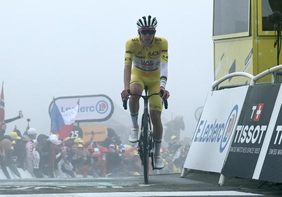 Pogacar asesta un golpe casi definitivo al Tour y O'Connor se lleva la etapa