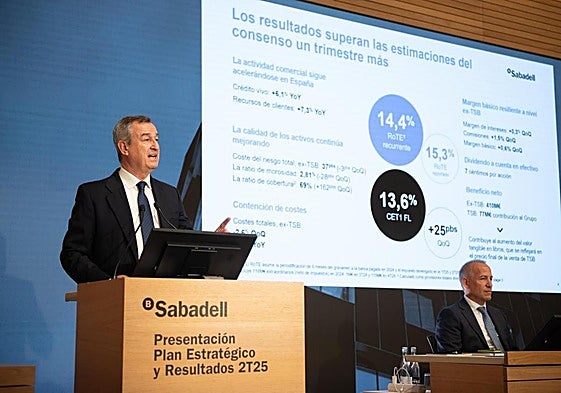 El consejero delegado de Banco Sabadell, César González-Bueno, durante la presentación del plan estratégico.