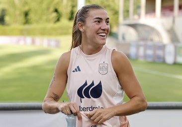 Patri Guijarro, timonel de una España que sueña a lo grande