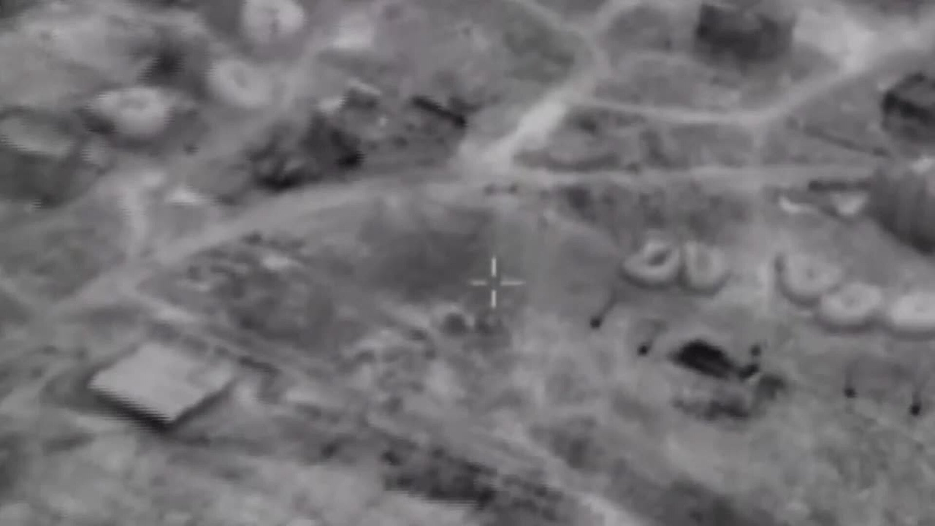 Primer lanzamiento de ayuda humanitaria desde el aire en Gaza