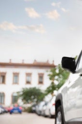 Más de la mitad de los municipios españoles ya tienen puntos de carga rápida para coches eléctricos