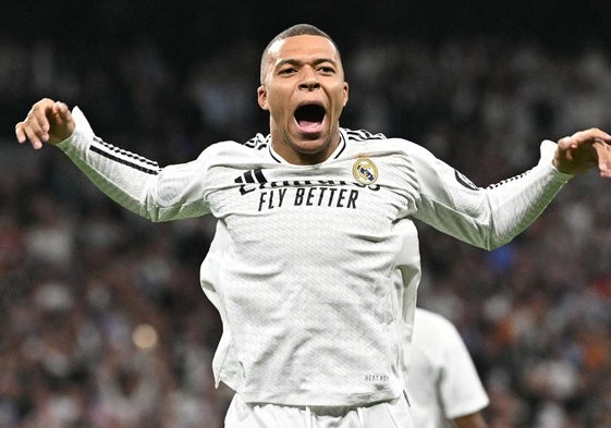 Kylian Mbappé, celebrando un gol durante su primera temporada en el Real Madrid.