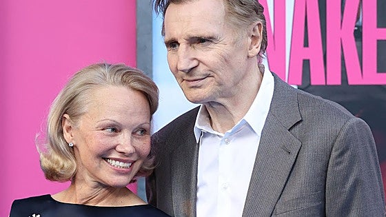 Pamela Anderson y Liam Neeson, el romance más inesperado