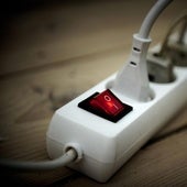 La factura de la luz sube un 14% en julio desde el año pasado y alcanza su mayor nivel desde febrero