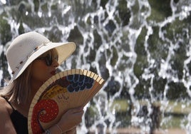 Las temperaturas se disparan en el primer día de ola de calor, que durará hasta el domingo.