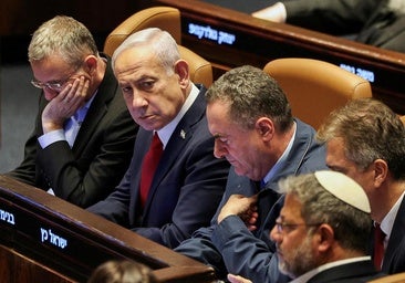 El hijo de Netanyahu insinúa un golpe contra su padre por el rechazo militar a ampliar la invasión