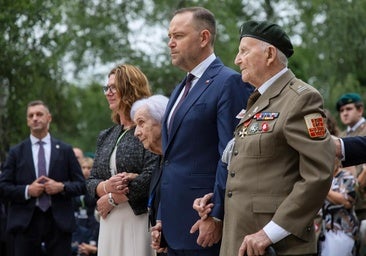 Polonia afianza su giro conservador con la jura de Nawrocki como presidente