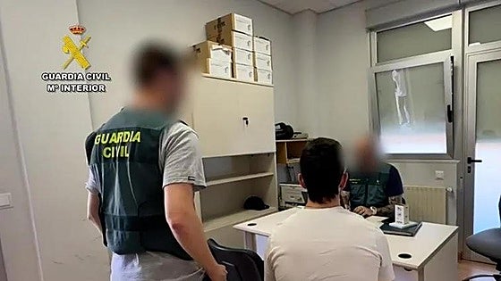 Dos detenidos por grabar imágenes de contenido sexual a 27 amigas, compañeras de piso y parejas