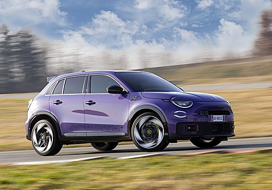 Se comercializa en dos versiones con potencias de 240 CV y 280 CV