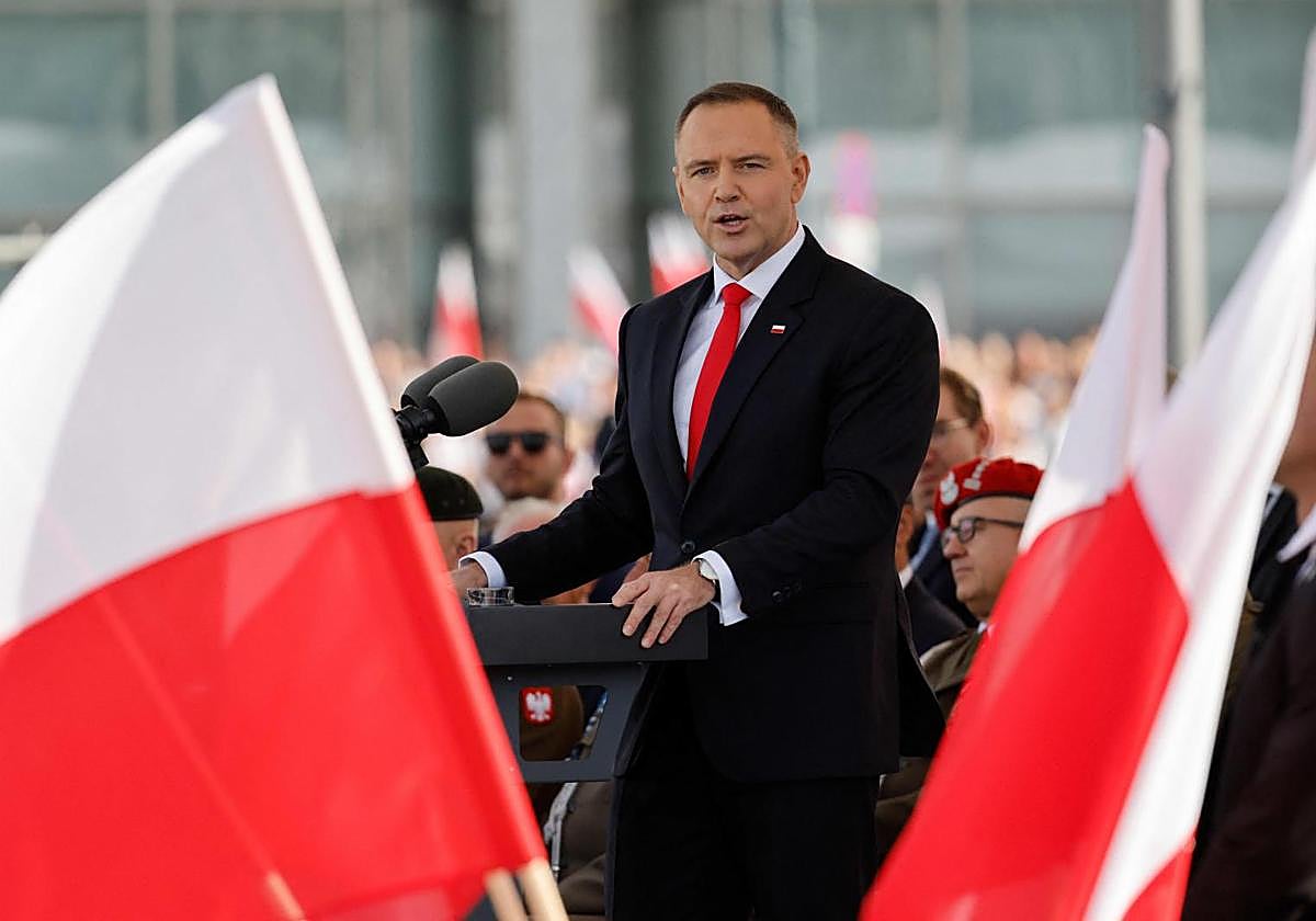 El nuevo presidente de Polonia, Karol Nawrocki, durante su discurso de investidura.