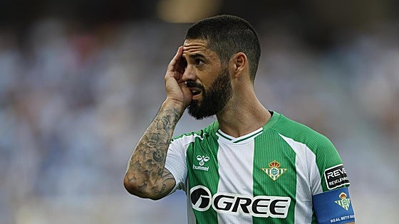 Isco Alarcón vuelve a fracturarse el peroné izquierdo