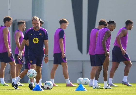 El Barça inicia la defensa del título pendiente de las inscripciones