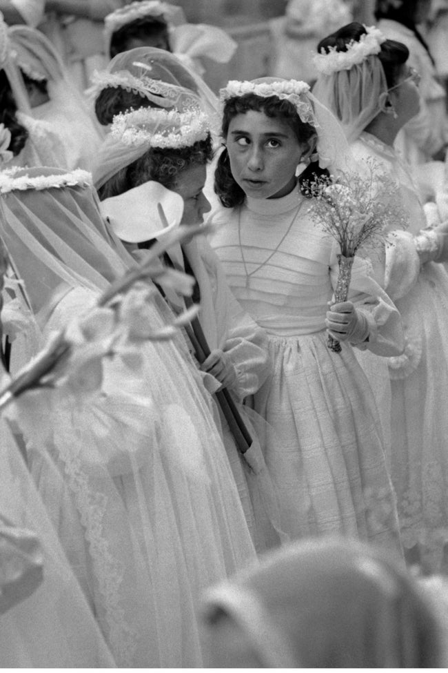 'Isabel Clemente. Semana Santa. Sant Boi de Llobregat' (1958), tomaa con una Leica.