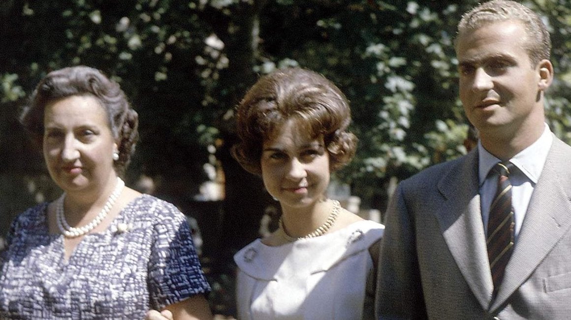 La familia materna del rey Juan Carlos: del abuelo infante a la reina de Portugal, los parientes de María de las Mercedes
