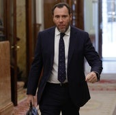 El ministro de Trasnportes, Óscar Puente, a su llegada al último pleno del curso antes del parón estival.
