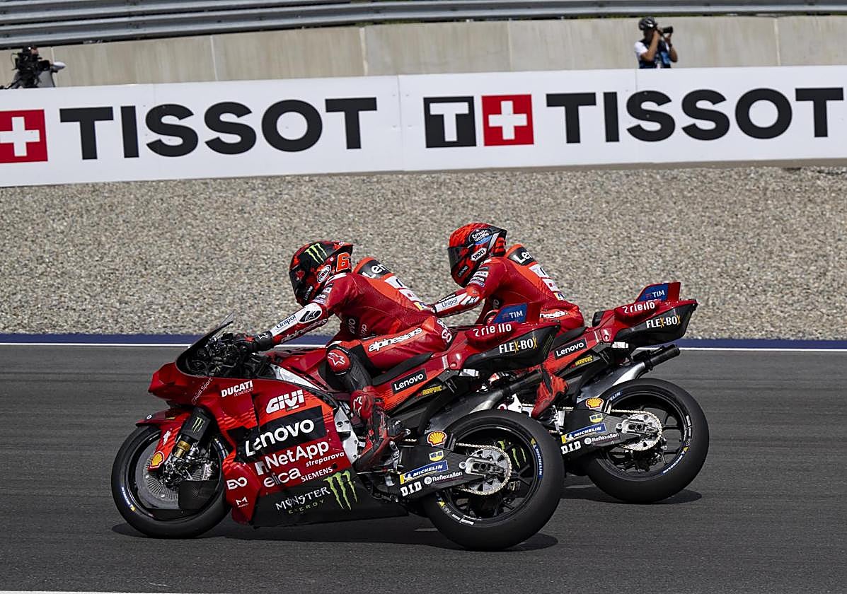 Marc Márquez y Pecco Bagnaia, durante el Gran Premio de Austria.
