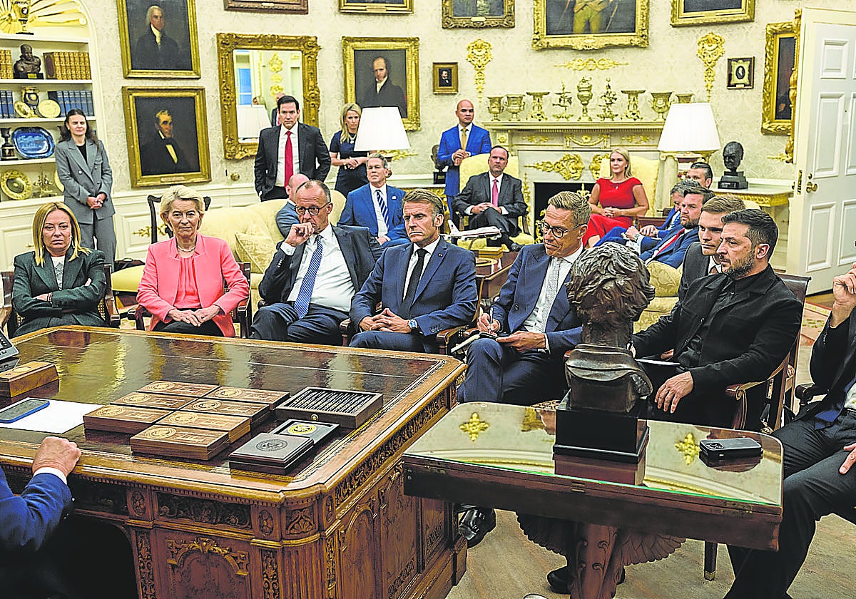 onald Trump recibió el pasado lunes a varios líderes europeos, que escoltaron al presidente ucraniano, Volodímir Zelenski, en la Casa Blanca.