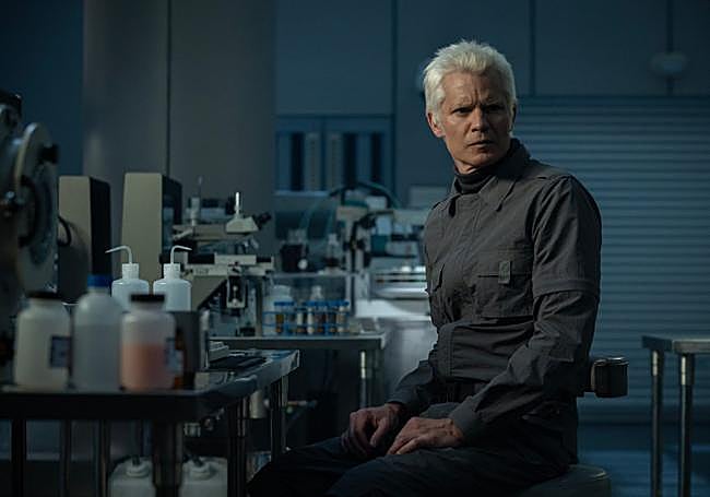 Timothy Olyphant, muy Bowie en 'Alien: Earth'