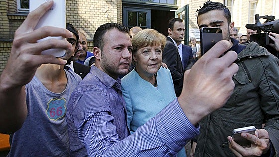 La frase que persigue a Merkel diez años después de la crisis de los refugiados: «Lo lograremos»