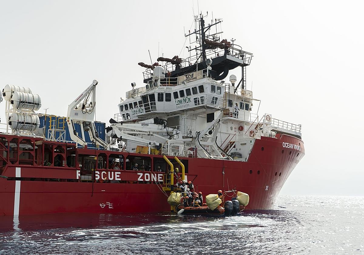 Fotografía de archivo de la nave humanitaria 'Ocean Viking'.