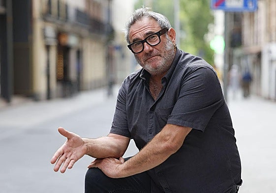 Sergi López da vida a Miquel en 'La terra negra'.