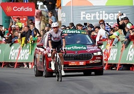 Vine sella en Andorra la segunda victoria consecutiva del UAE y Traeen se viste de rojo