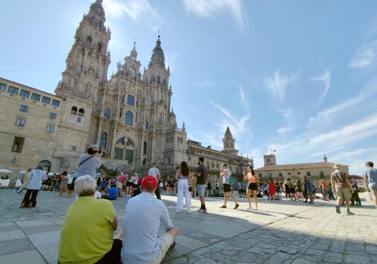 Muere una mujer en Santiago de Compostela al ser atropellada por el tren turístico de la ciudad