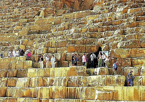 Las estrellas. Las pirámides se han convertido en un gran reclamo para los influencers.