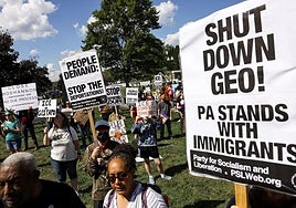 Una manifestación en contra de las deportaciones de migrantes en Philipsburg (Pensilvania).