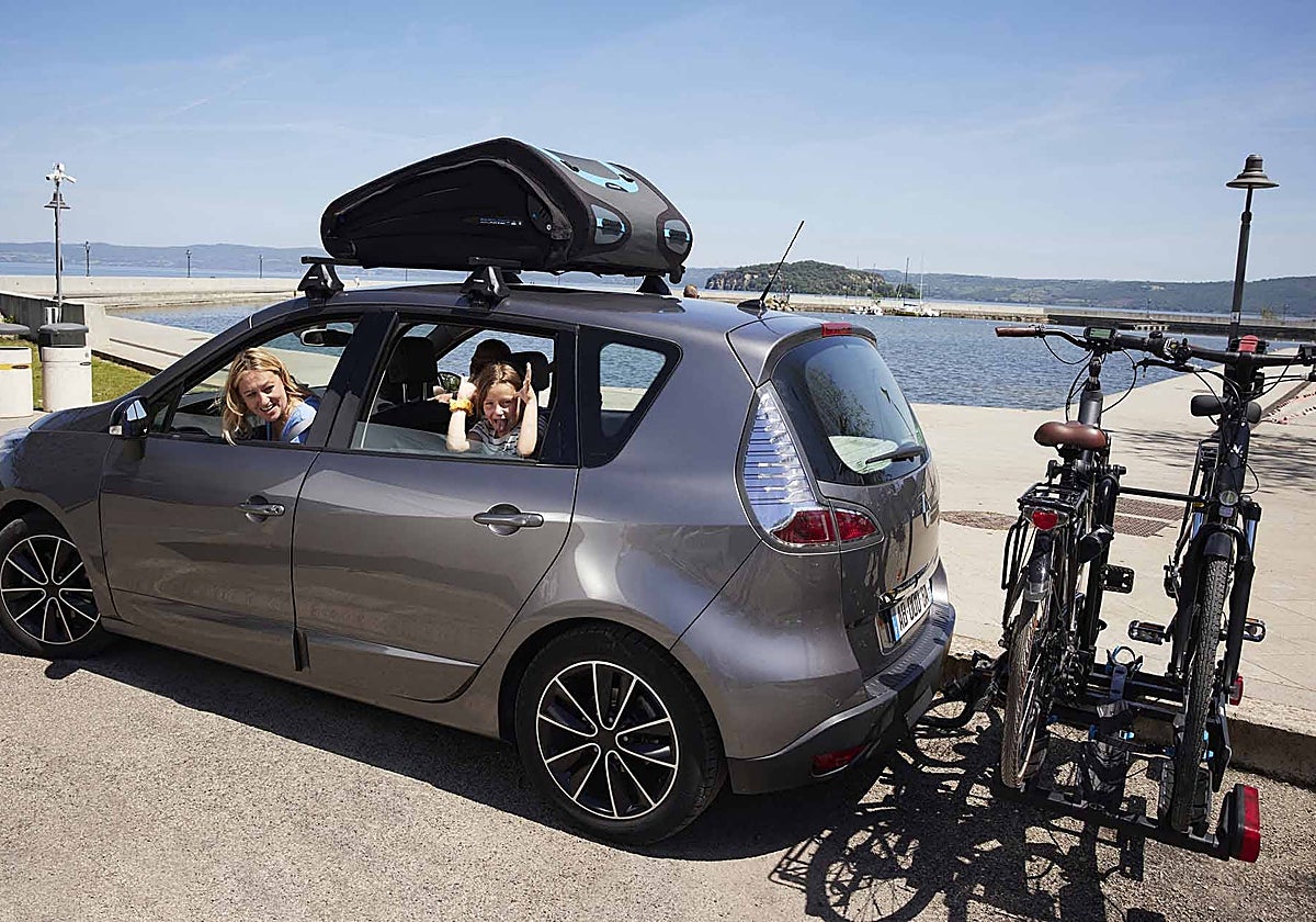 Transportar equipaje extra en el coche