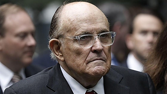 El exalcalde de Nueva York Rudolph Giuliani, hospitalizado tras sufrir un accidente de tráfico