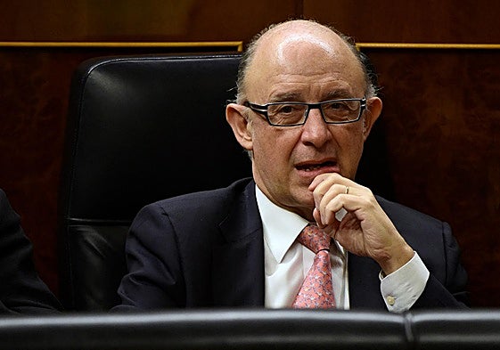 El exministro de Hacienda Cristóbal Montoro en una imagen de archivo en el Congreso.