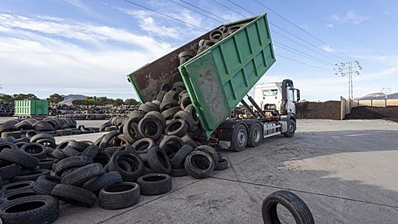España endurece la normativa de neumáticos usados para impulsar el reciclaje