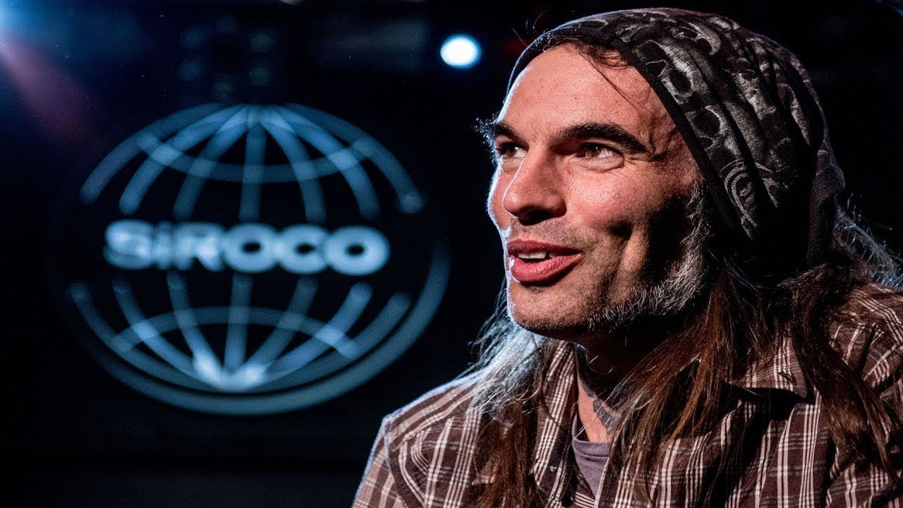 Jordi, el cantante de Buenas noches Rose