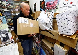 El 'clic' que salva el comercio de barrio