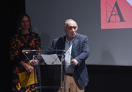 El presidente de la Academia del Cine, Fernando Méndez Leite.