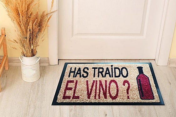 Recibe y sorprende a tus visitas con estos originales y divertidos felpudos