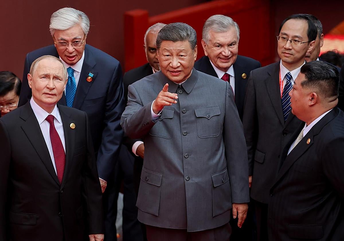 Vladímir Putin, Xi Jinping y Kim Jong-unen Pekín